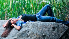 Woman jeans brunettes lying down