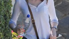 Woman jeans emma stone