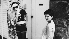 Woman jeans Friends blondes skirts brunettes teen