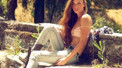 Woman jeans redhead ripped jeans