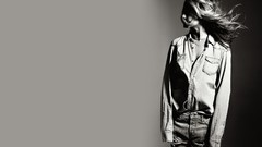 Woman jennifer aniston grayscale