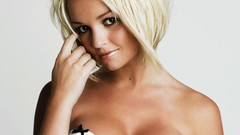 Woman Jennifer Ellison models