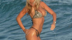 Woman Jennifer Ellison models