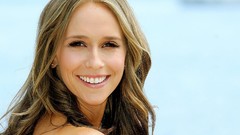 Woman Jennifer Love Hewitt