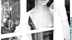 Woman Jennifer Love Hewitt