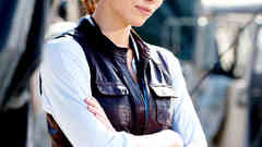 Woman Jessica Biel sunglasses