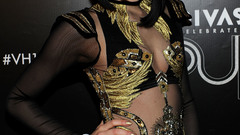 Woman jessie j singers