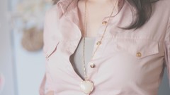 Woman Jewelry brunettes