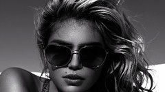 Woman juice sunglasses blondes kate upton
