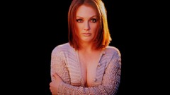 Woman julianne moore