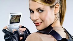 Woman karima adebibe lara croft cosplay Gameboy Advance