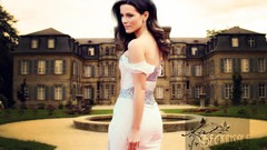 Woman Kate Beckinsale Actress brunettes white dress