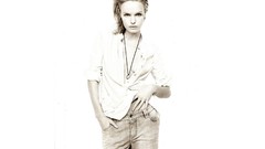 Woman kate bosworth white