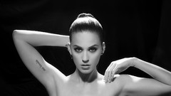 Woman katy perry cleavage