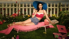 Woman katy perry singers