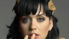 Woman katy perry singers