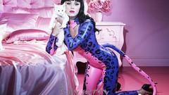 Woman katy perry singers bangs