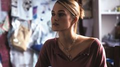 Woman Keira Knightley