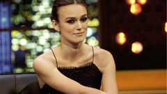 Woman Keira Knightley faces Actress