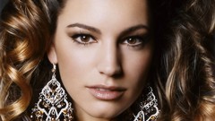 Woman Kelly Brook faces brunettes models