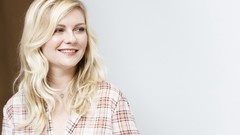 Woman Kirsten Dunst blondes