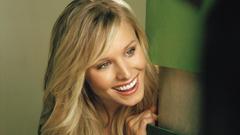 Woman Kristen Bell