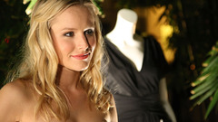 Woman Kristen Bell Actress
