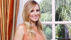 Woman Kristen Bell blondes