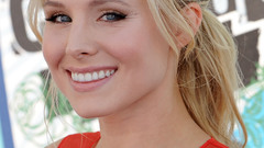 Woman Kristen Bell red dress Actress blondes red carpet