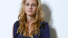 Woman Kristen Stewart Actress