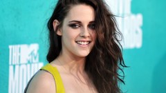 Woman Kristen Stewart faces