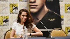 Woman Kristen Stewart water bottles