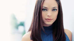 Woman Kristin Kreuk