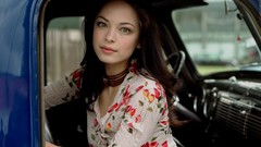 Woman Kristin Kreuk