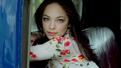 Woman Kristin Kreuk Actress
