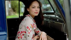 Woman Kristin Kreuk Actress