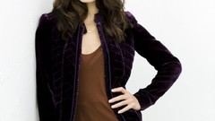 Woman Kristin Kreuk Actress