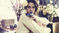 Woman lana del rey brunettes