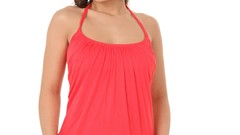 Woman legs boobs denim shorts Eve Angel VirtuaGirl Magazine