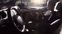 Woman legs brunettes citroën girls with cars