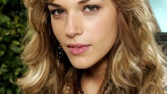 Woman lips Celebrity faces blondes brunettes ear rings amanda 