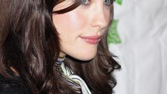 Woman Liv Tyler