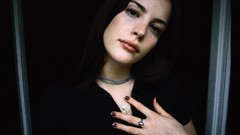 Woman Liv Tyler