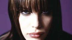Woman Liv Tyler faces Actress brunettes