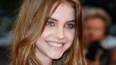 Woman lost blue eyes brunettes models cannes premiere barbara 