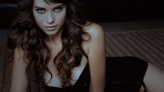 Woman lyndsy fonseca