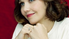 Woman Maggie Gyllenhaal models