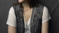 Woman mandy moore brunettes