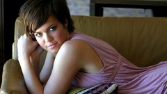 Woman mandy moore models
