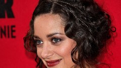 Woman marion cotillard